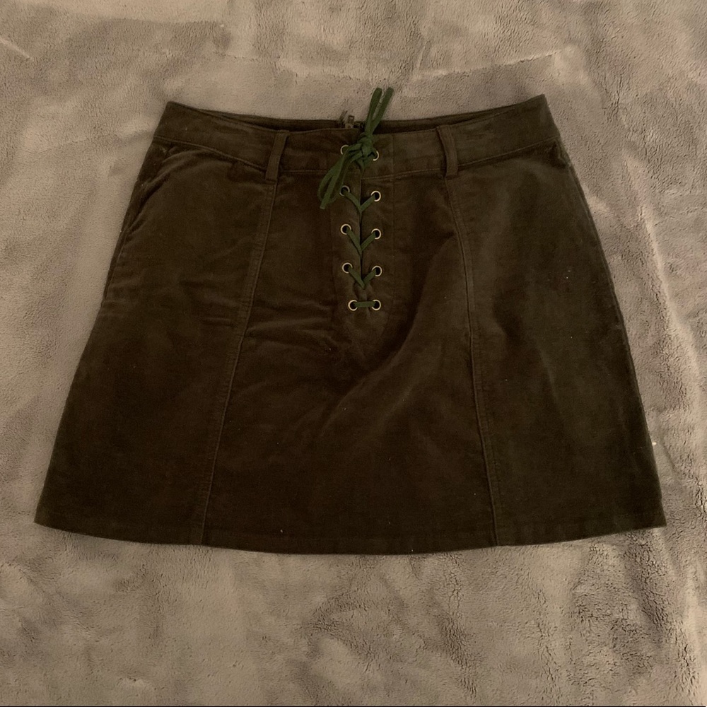 Forever 21 dark army green skirt